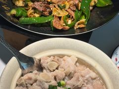 -费大厨辣椒炒肉(高铁吾悦广场店)
