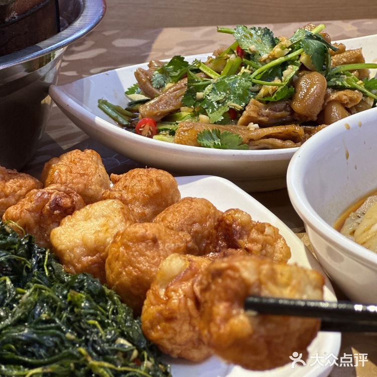 在南山美食中 这家潮汕砂锅粥一定要来吃