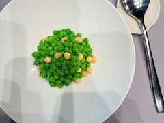 鸡头米拌小蜜豆-新荣记(南京西路店)