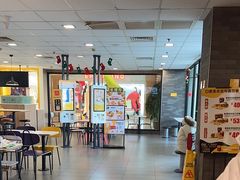 -麦当劳(新城市广场店)