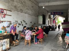 -张公桥美食街