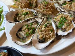 -三亚火车头万人海鲜广场