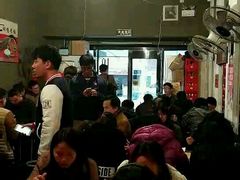 大堂-峰味香.酱香米线.黄焖鸡(定西路店)