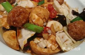 Egg White Braised Pork Balls