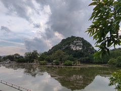 -星湖旅游景区七星岩