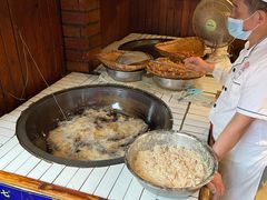 -八一路好吃街(雨田商务大厦店)