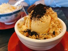 双皮奶脆香果粮雪球-玫瑰甜品(文明路店)