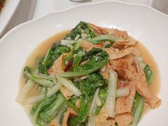 -梅利汴京烤鸭•开封豫菜地标店(东大街店)