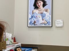 -HIMO海马体照相馆(上海华润CP静安店)