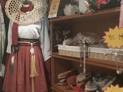 -翩若国风汉服体验馆