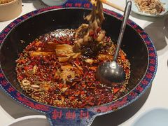 -何师傅美蛙鱼头(汉街店)