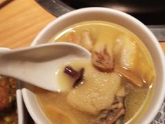 -一朵菌·野生菌探索家火锅(南亚店)