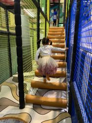 -MELAND CLUB亲子乐园·派对·餐厅(北京芳圆里ID MALL店)