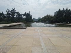 -上海市龙华烈士陵园