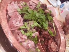 羊蝎子鸳鸯锅-香满锅老北京羊蝎子火锅·家常菜(新街口店)