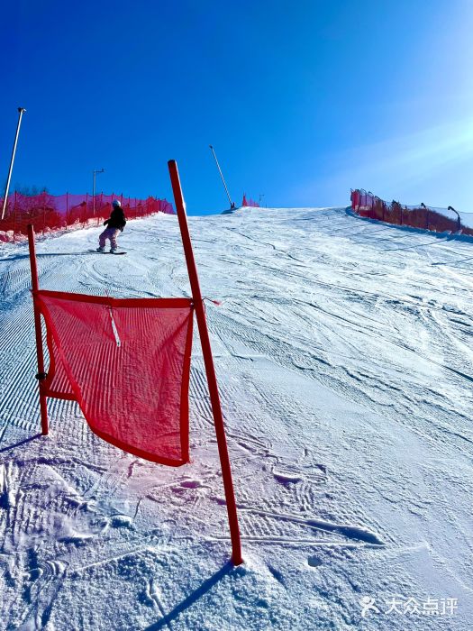 翠云山银河滑雪场图片