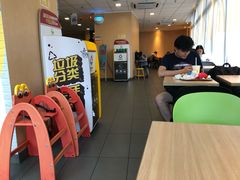 -麦当劳(伟城广场店)