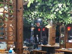 露天位-三里屯土灶炖公鸡地锅鸡(江东店)