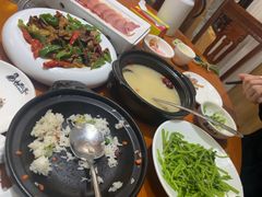 -宣威山野人家·传统云南菜(呈贡店)