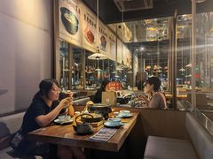 大堂-九锅一堂酸菜鱼(新南凯德直营店)