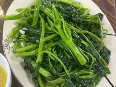-银峰农庄·特色烧鸡·鲜无花果浸鸡