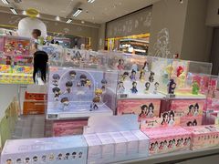-泡泡玛特POPMART(蓝色港湾店)