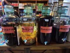 -果松木炭酸菜铜火锅·外婆参鸡汤