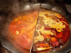 台式麻辣锅-湊湊火锅·茶憩(杭州湖滨银泰in77店)