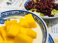 -黄氏许牛奶甜品餐厅(裕华万达店)