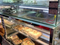 面包甜点陈列柜-白玉兰食品(甜云店)