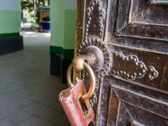 -艾提尕尔清真寺