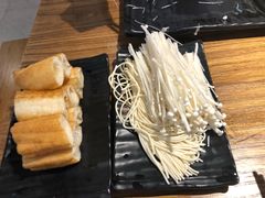 -呷哺呷哺(万达新世界店)