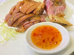 -渔意楼·驰名沙田乳鸽(五羊旗舰店)