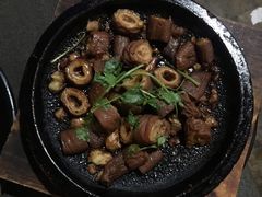 石钵焗肠头-蠔爺王志德生蚝馆(金沙湾店)