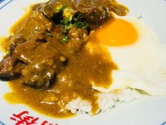 咖喱牛肉饭-憶廟街 X 沙角邨(太古城店)