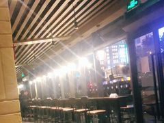 -星巴克(西藏路店)