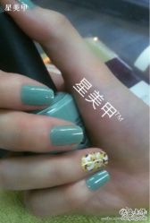 粉绿加豹纹-星美甲