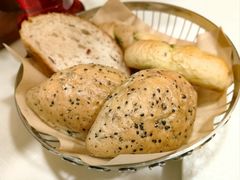 -马克西姆俄罗斯餐厅(通亚街店)