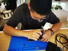 -爱畅享华为苹果手机维修服务(虹口龙之梦店)