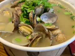 -何记花甲(海岸城旗舰店)