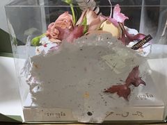 -小苍兰风铃草·礼物蛋糕(沈阳店)