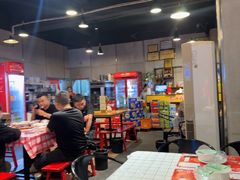 -李双猪·小龙虾·烧烤·羊肉煲(乐山店)