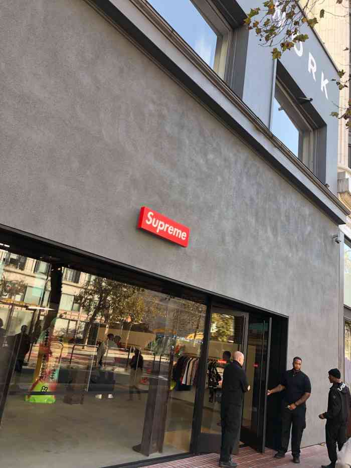 supreme-"作为supreme 老粉,自从三藩市有s."-大众点评移动版