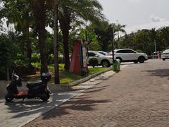 -亚龙湾亚泰商业街