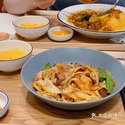 池奈·日式咖喱蛋包飯(時代天街店)