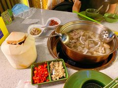 竹笙椰子鸡-润园四季椰子鸡火锅(海上世界店)