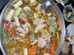 -小饕荟雅安贡椒鱼鲜馆(广福桥店)