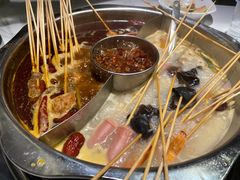 -佰人王串串香火锅(洋珠巷店)