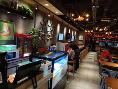 大堂-渝是乎酸菜鱼(龙旗购物中心店)