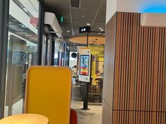 -麦当劳(百联西郊购物中心店)